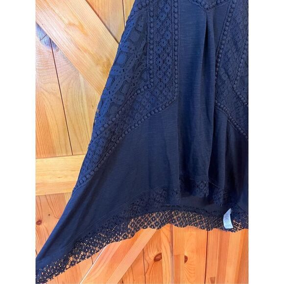 Maurices navy lace top size small nwt (3717) - Picture 2 of 5